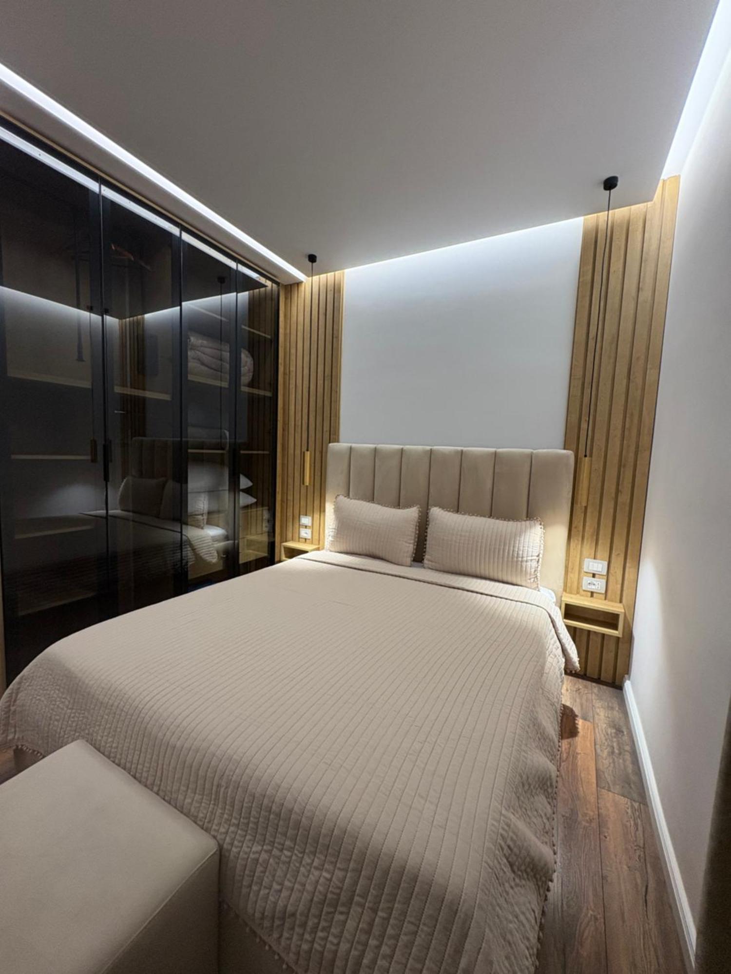 Alajs Apartament Vlore Bagian luar foto