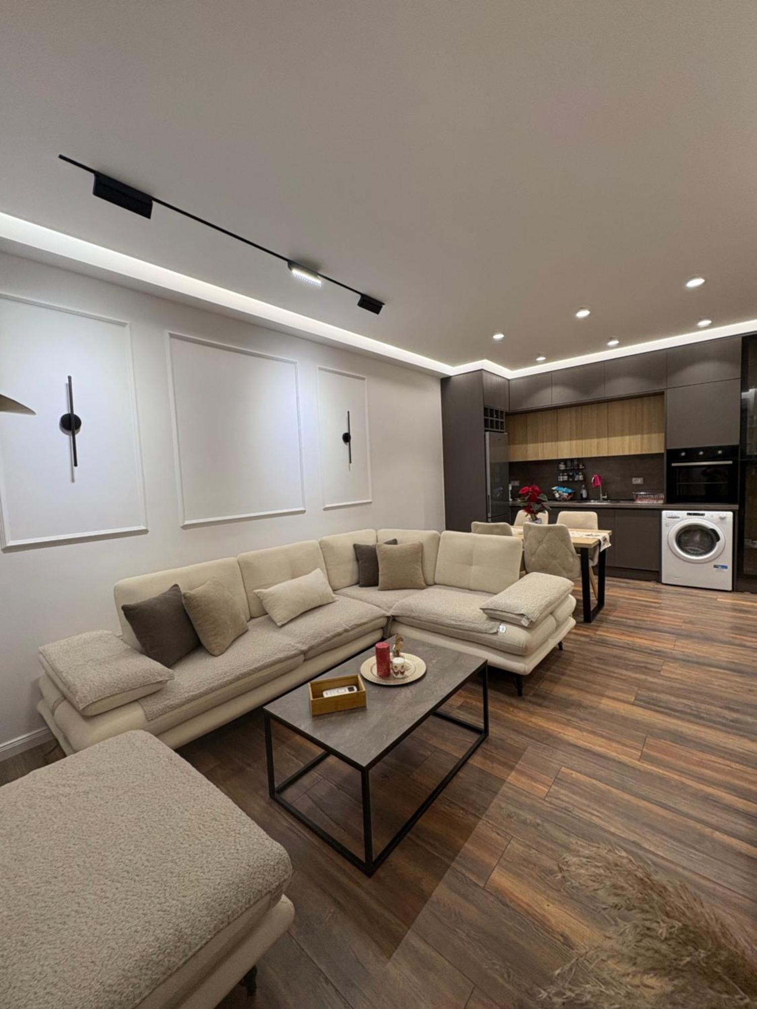 Alajs Apartament Vlore Bagian luar foto